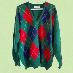 Vintage Pringle of Scotland 100% wool argyle sweater